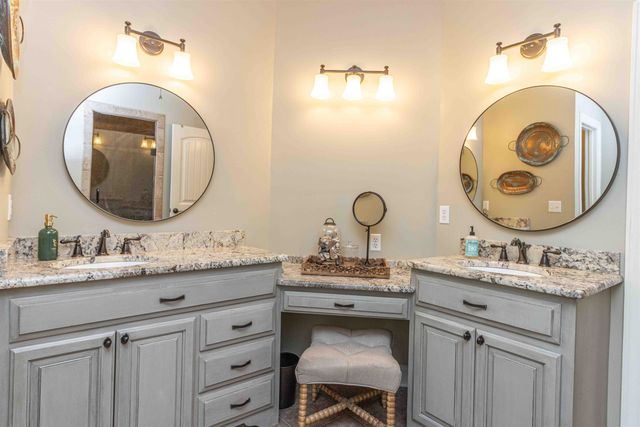 47 FAIRWAY PLACE PL, Selmer, TN 38375