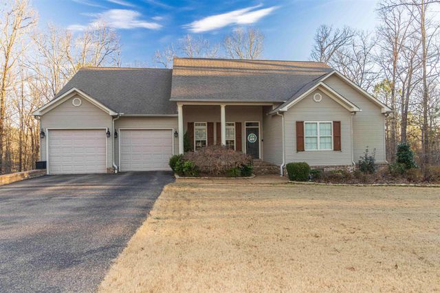 47 FAIRWAY PLACE PL, Selmer, TN 38375