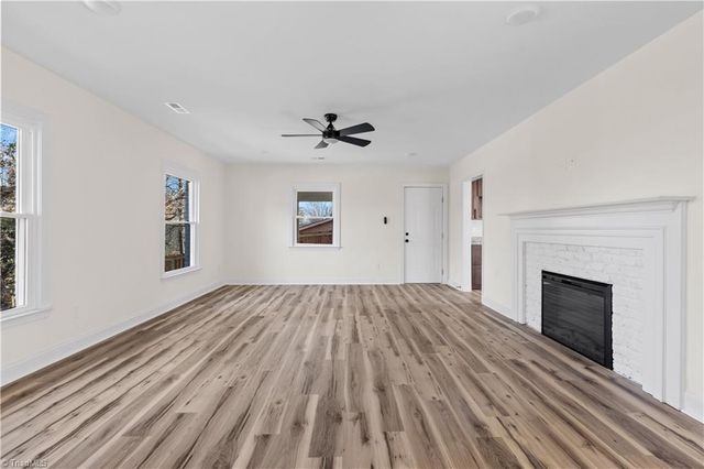 1009 BENJAMIN Parkway, Greensboro, NC 27408