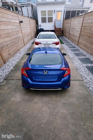 211 34TH ST NE, Washington, DC 20019