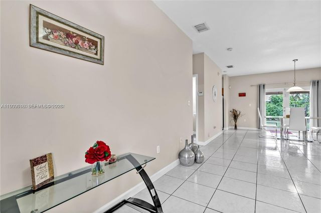 1081 NE 41st Ter, Homestead, FL 33033