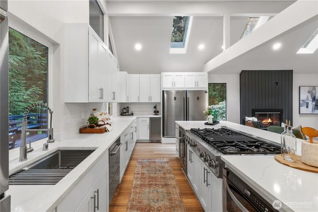 18126 NE 185th Place, Woodinville, WA 98077
