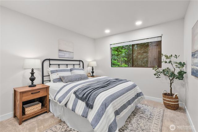 18126 NE 185th Place, Woodinville, WA 98077