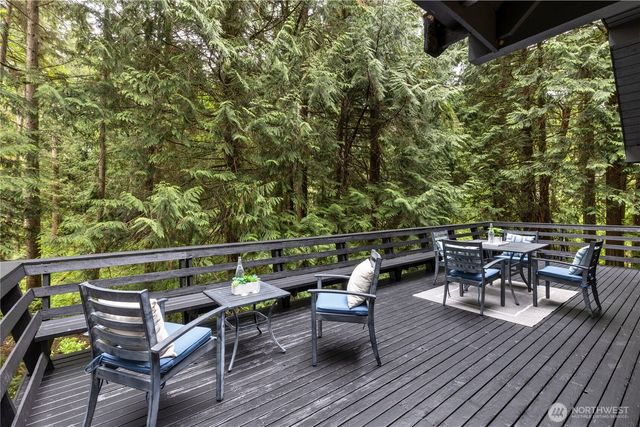 18126 NE 185th Place, Woodinville, WA 98077