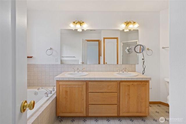 1906 54th Lane SE, Olympia, WA 98501
