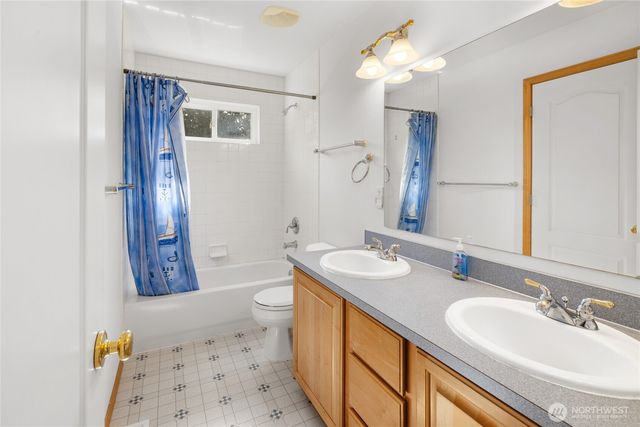 1906 54th Lane SE, Olympia, WA 98501