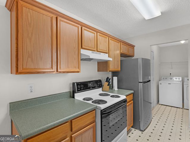 209 Regal Road, Jackson, GA 30233