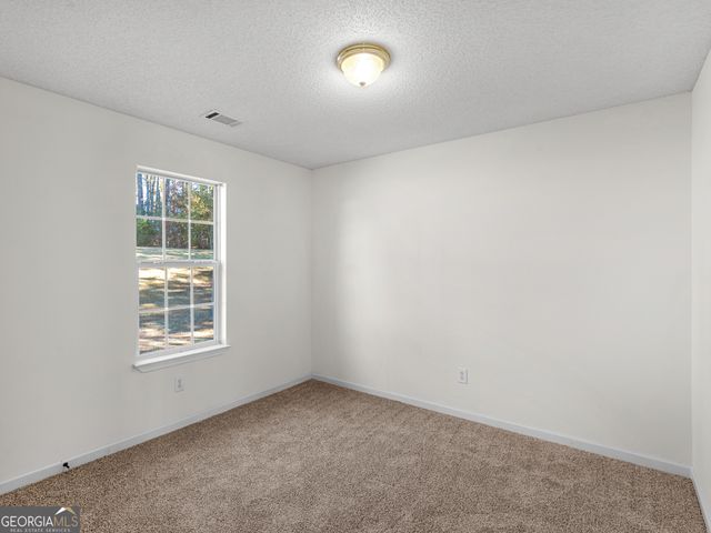 209 Regal Road, Jackson, GA 30233