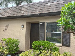 9303 Lennex LN, Fort Myers, FL 33919