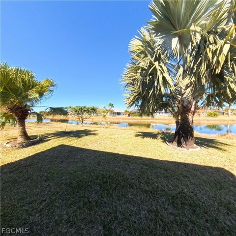 8571 Gassner WAY, Lehigh Acres, FL 33972