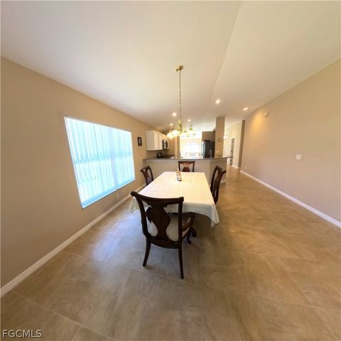 8571 Gassner WAY, Lehigh Acres, FL 33972