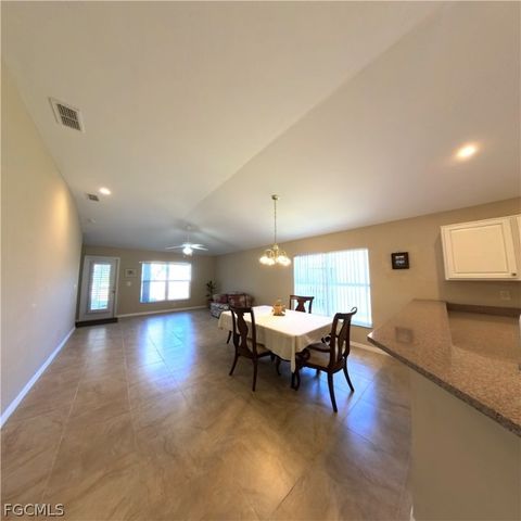 8571 Gassner WAY, Lehigh Acres, FL 33972