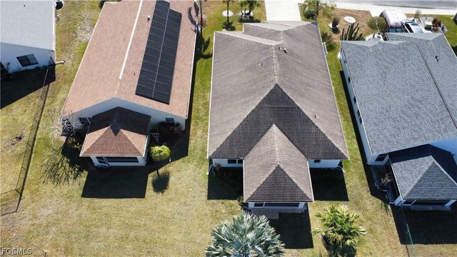 8571 Gassner WAY, Lehigh Acres, FL 33972