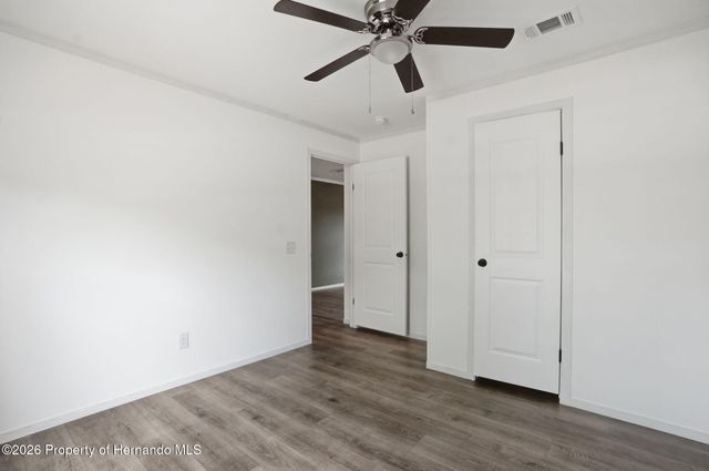 9533 Round Lake Road, Weeki Wachee, FL 34613