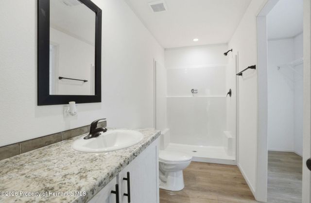 9533 Round Lake Road, Weeki Wachee, FL 34613