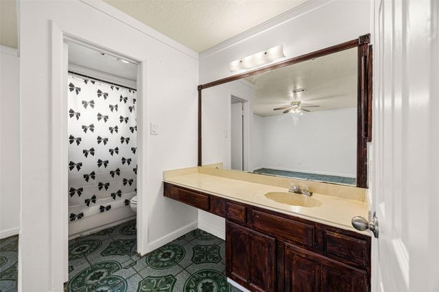 7226 Ridgeberry, Houston, TX 77095