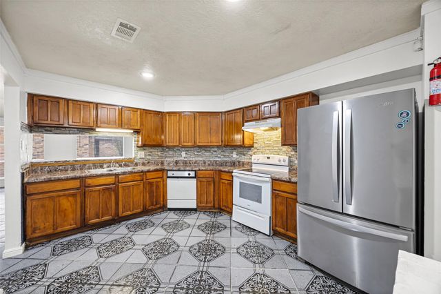 7226 Ridgeberry, Houston, TX 77095