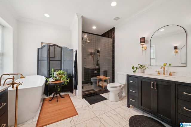 100 5TH AVENUE E, Oneonta, AL 35121