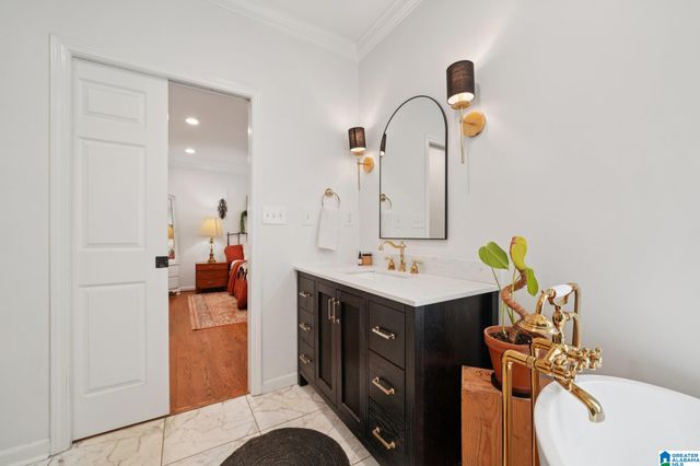 100 5TH AVENUE E, Oneonta, AL 35121