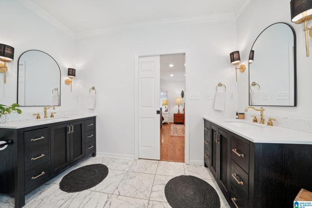 100 5TH AVENUE E, Oneonta, AL 35121