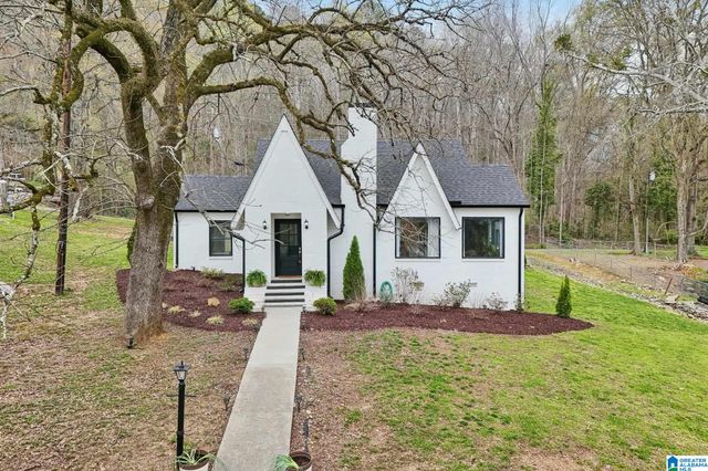 100 5TH AVENUE E, Oneonta, AL 35121