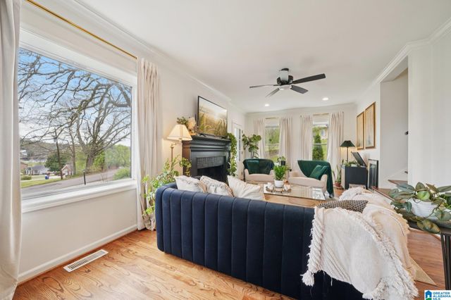 100 5TH AVENUE E, Oneonta, AL 35121