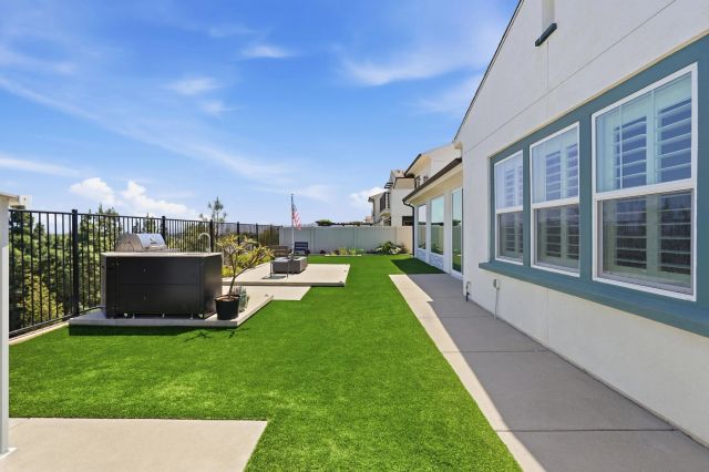 8961 Trailridge, Santee, CA 92071