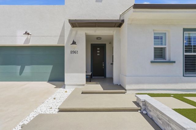 8961 Trailridge, Santee, CA 92071