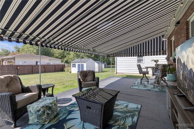 1058 Ruie Road, North Tonawanda, NY 14120