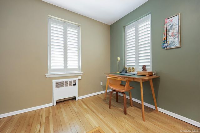 52 Lafayette Place 1F, Greenwich, CT 06830