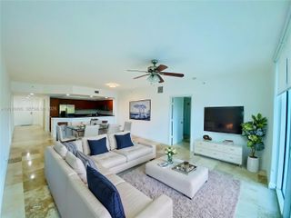 14951 Royal Oaks Ln 405, North Miami, FL 33181