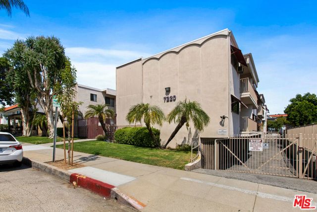 7220 -32 Bright Avenue, Whittier, CA 90602