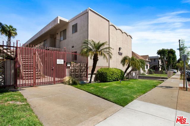 7220 -32 Bright Avenue, Whittier, CA 90602