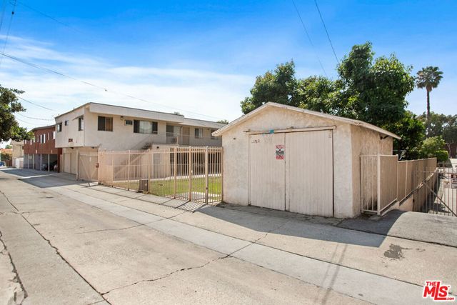 7220 -32 Bright Avenue, Whittier, CA 90602