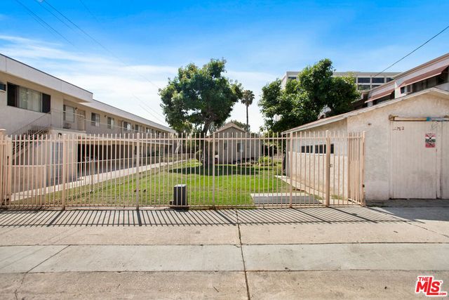 7220 -32 Bright Avenue, Whittier, CA 90602