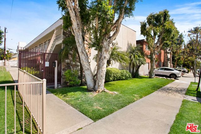 7220 -32 Bright Avenue, Whittier, CA 90602