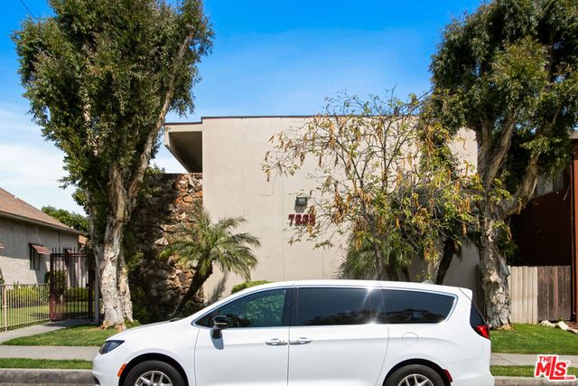 7220 -32 Bright Avenue, Whittier, CA 90602
