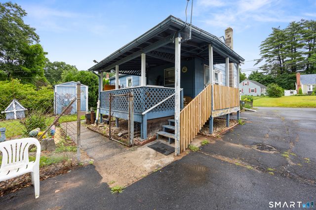 42 Morningside Drive West, Bristol, CT 06010