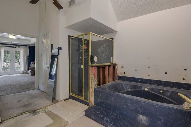 511 Farrar Road, Waxahachie, TX 75165