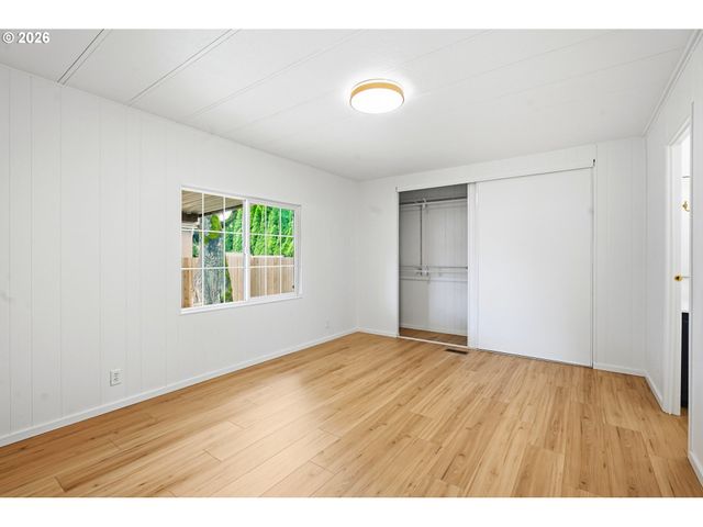 2303 47TH Ave Ne, Salem, OR 97305