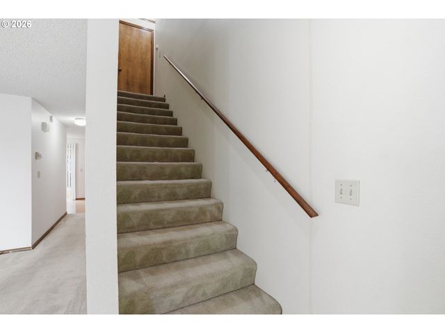 7006 Ne 43RD St C, Vancouver, WA 98661