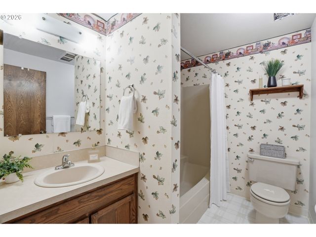 7006 Ne 43RD St C, Vancouver, WA 98661