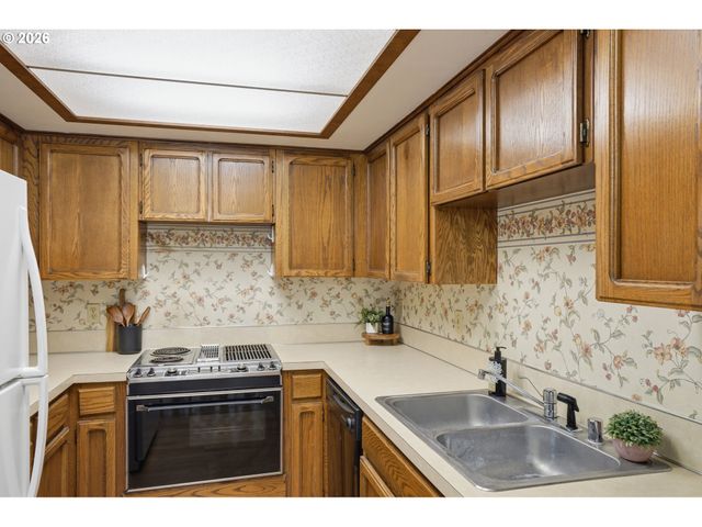 7006 Ne 43RD St C, Vancouver, WA 98661