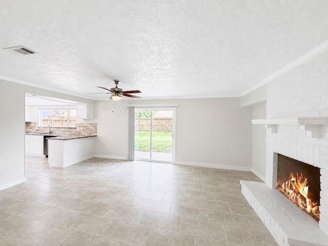 8407 Riverside Walk Lane, Houston, TX 77064