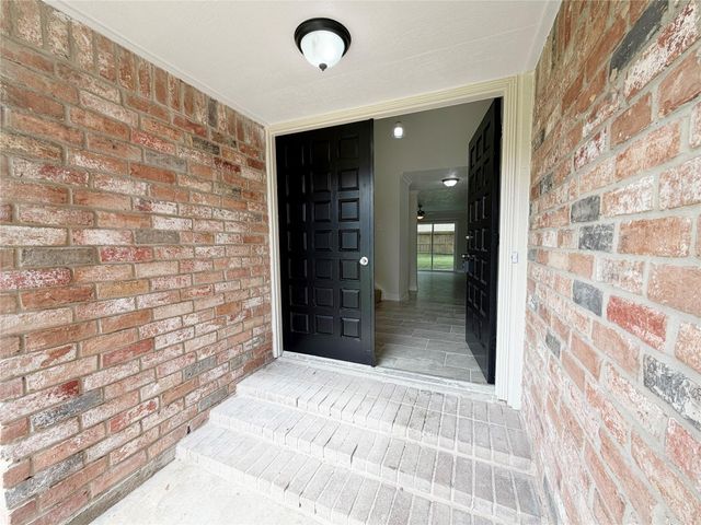 8407 Riverside Walk Lane, Houston, TX 77064