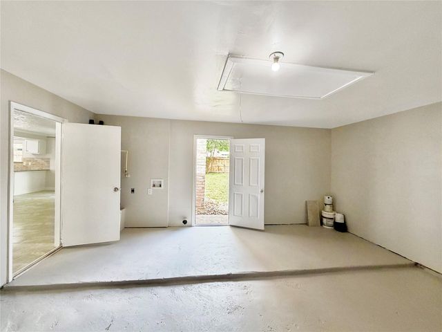 8407 Riverside Walk Lane, Houston, TX 77064