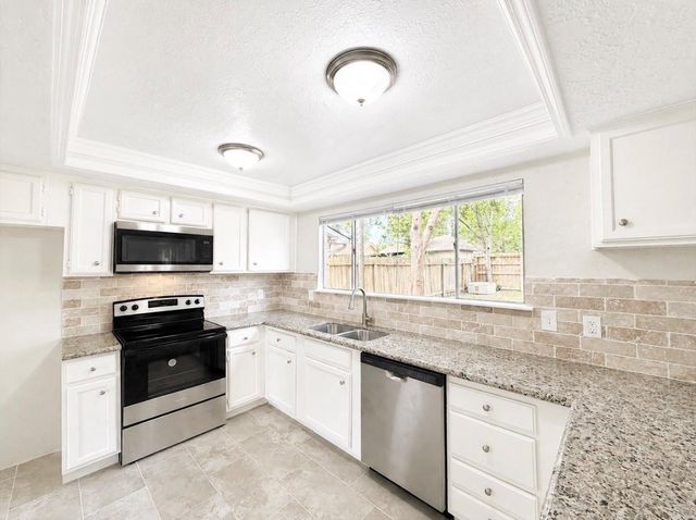 8407 Riverside Walk Lane, Houston, TX 77064