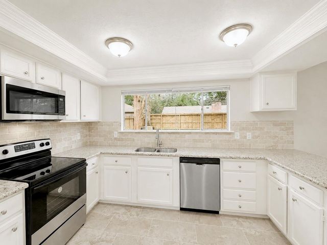 8407 Riverside Walk Lane, Houston, TX 77064