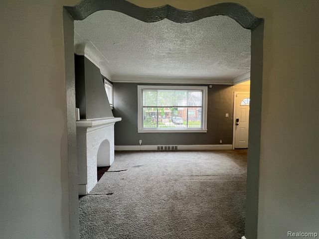 15862 Stansbury Street, Detroit, MI 48227