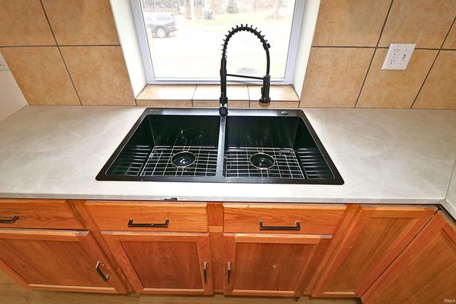 610 N Wilson Street, Delphi, IN 46923